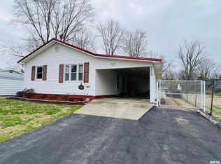 286 W Roosevelt Ave, Shawneetown, IL 62984
