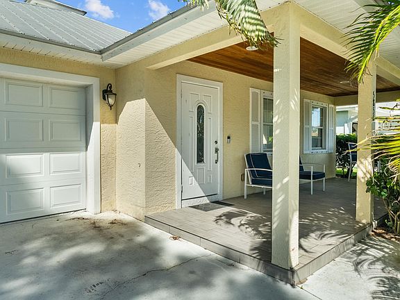 2nd image of 5856 SE Inez Ave