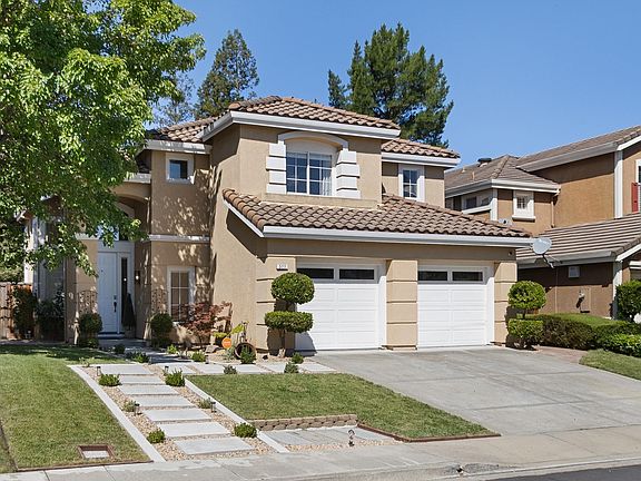 2nd image of 377 Squirrel Ridge Way