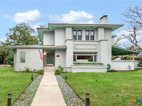 503 S Austin St, Seguin, TX 78155