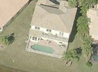 17958 SW 36th St, Hollywood, FL 33029