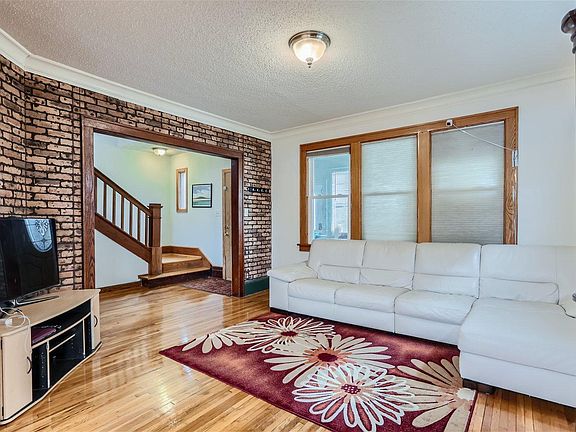 2nd image of 1033 3rd St E