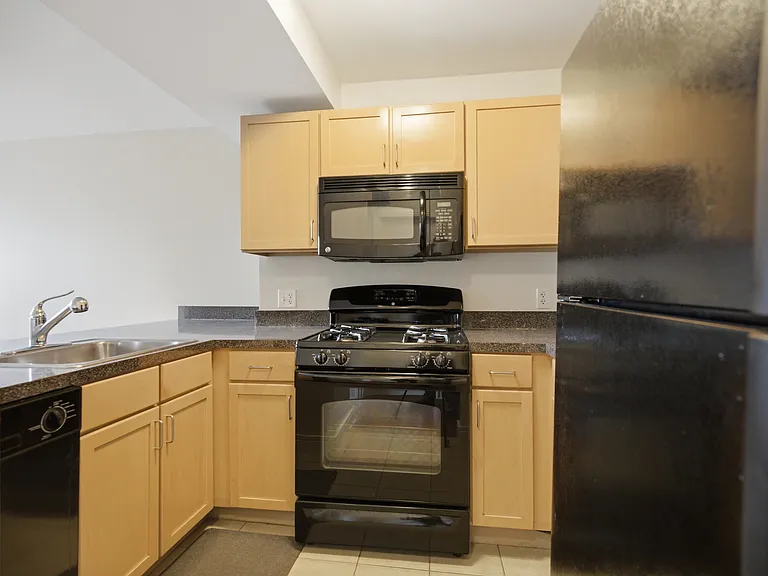 800 4th St SW #S503 — Photo 10