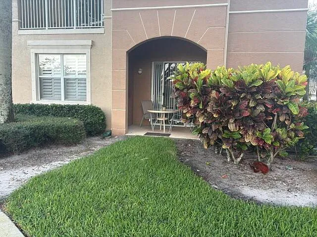 4870 Bonsai Cir #100 — Photo 32