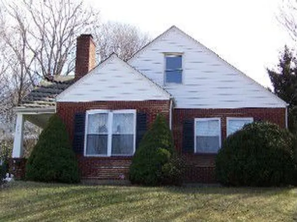 340 N Main St, Jefferson, NC 28640