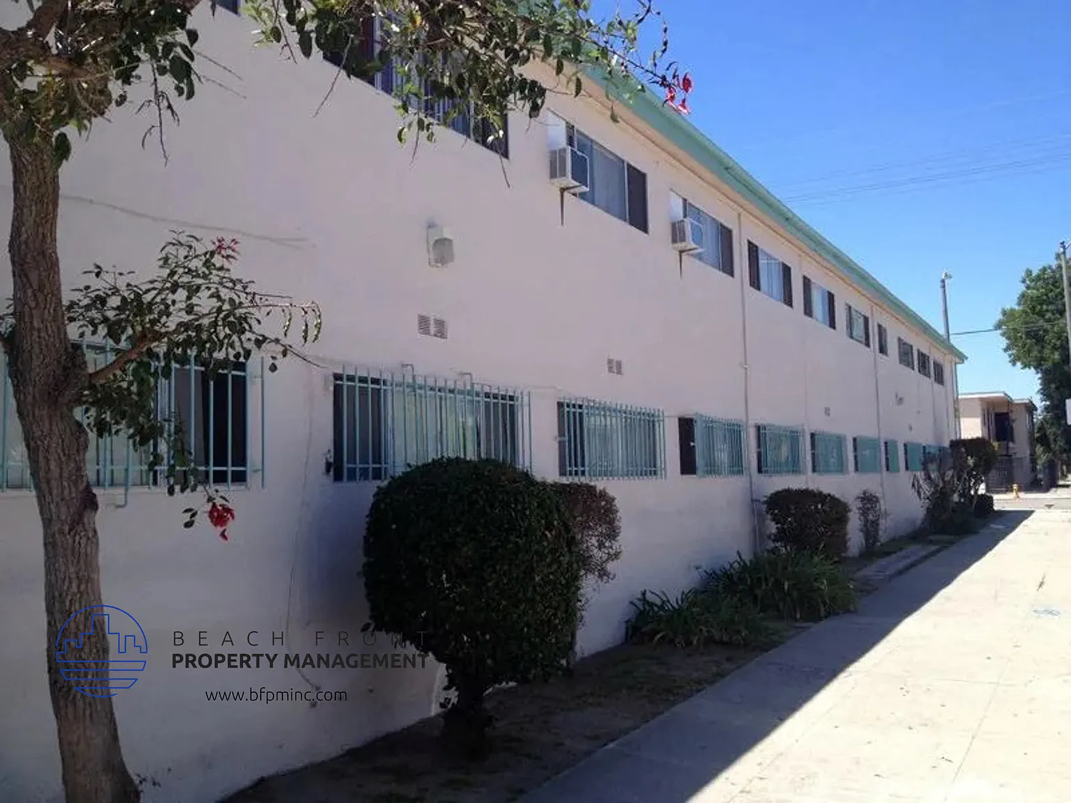 642 N. Wilmington Blvd. — Photo 3
