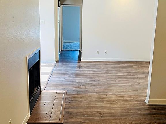 4th image of 1723 Utah Ave