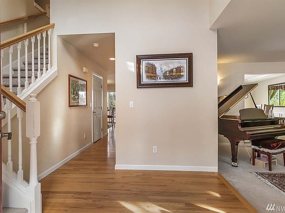3rd image of 23488 Warwick Pl NW
