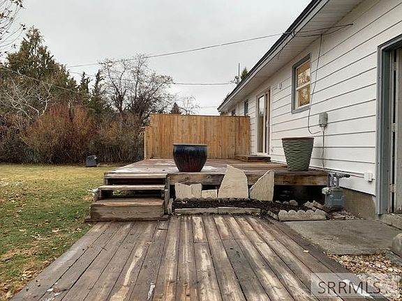 2nd image of 1110 Koster Ave