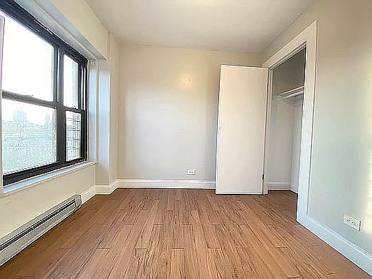 5th image of 410 Saint Nicholas Ave #5H