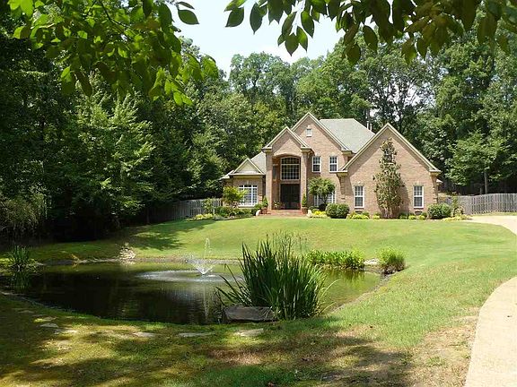 5th image of 3825 Saint Philip Dr