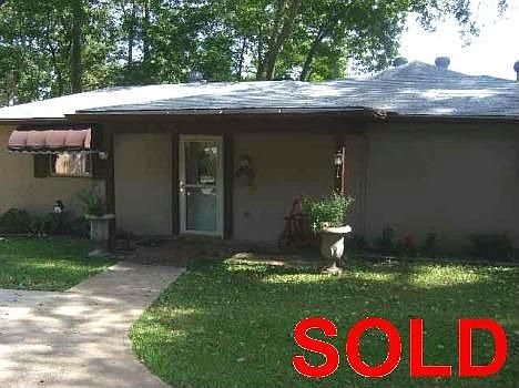 1st image of 2304 Circle Dr