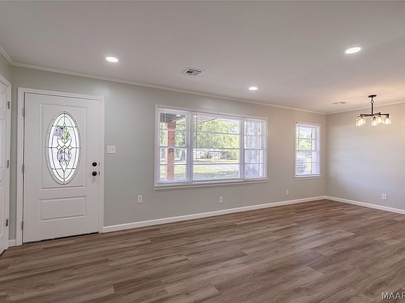 3rd image of 99 1st Ave