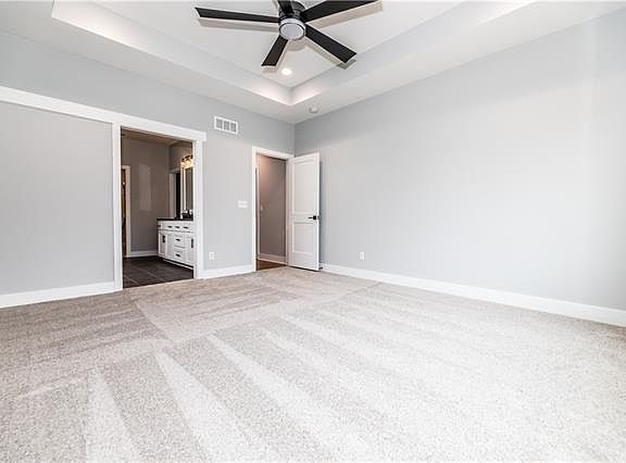 Photos are of another Noelle Model some selection May be different. Contact agent to make your sele