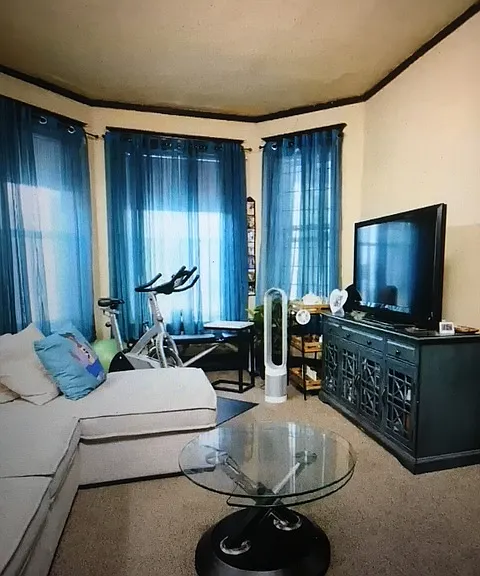 7309 S Langley Ave #1 — Photo 4