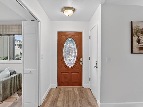 4th image of 3211 De Anza Pl