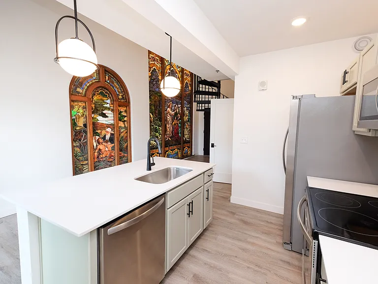 Mission Lofts — Photo 82