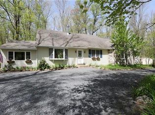 2795 Township Rd, Riegelsville, PA 18077