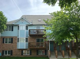 374 Pinewood Dr, Plymouth, MI 48170