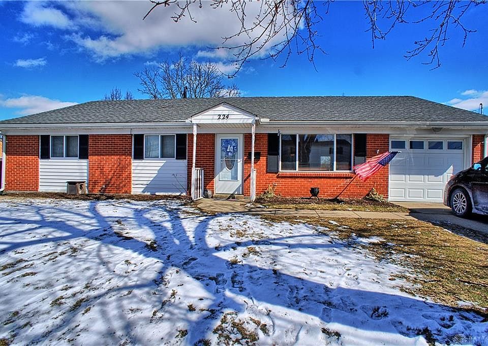 1st image of 224 Woodridge Dr