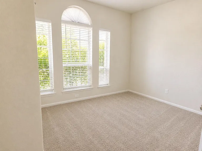 23311 Verita Ct — Photo 19