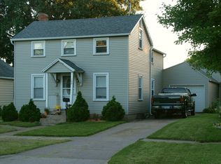 109 Mulberry St, Tipton, IA 52772