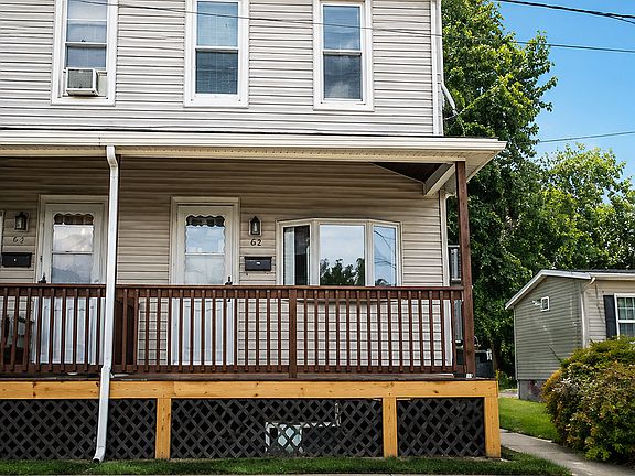 2nd image of 412 Allen St