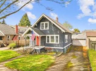 205 7th Ave NW, Puyallup, WA