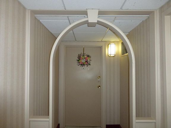 5th image of 1300 Army Navy Dr APT 1022