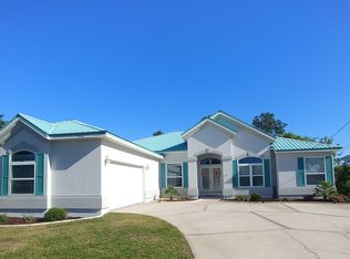 996 Coronado Ct, Gulf Breeze, FL 32563