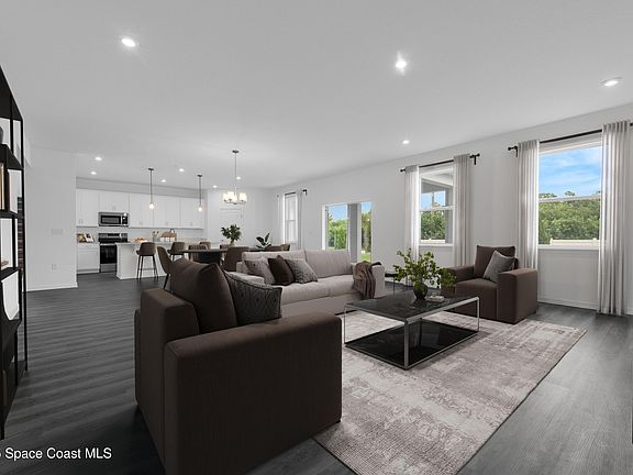 3rd image of 3450 Viridian Cir