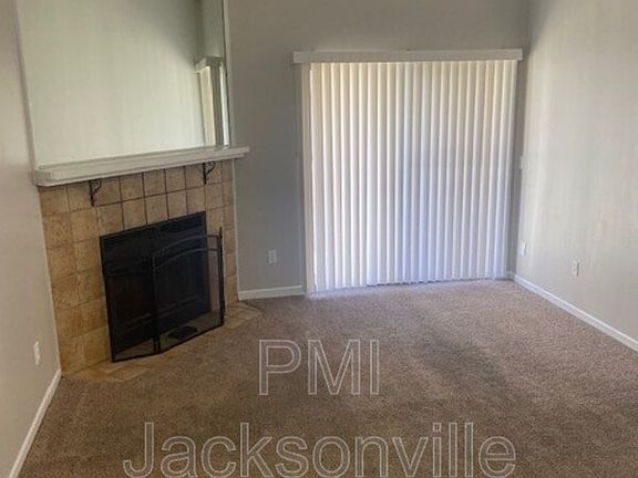 4th image of 1355 Jefferson Ave APT C