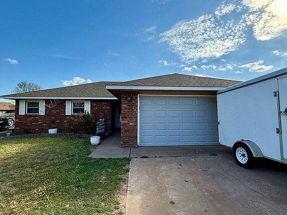 3rd image of 5801 Cedar Ridge Dr