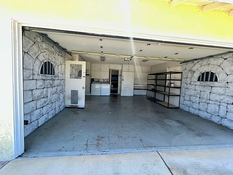 5572 Nevada Dr — Photo 18