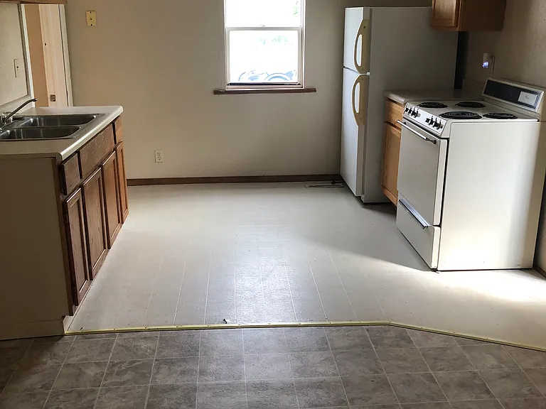 17 S Main St #3 — Photo 2
