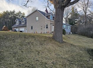 7475 Palm Dr, Spring Lake, MI 49456