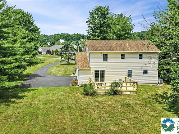 5th image of 3090 Village Rd