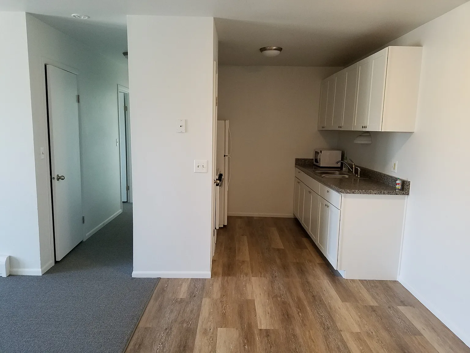 2 bed, 950 sqft, $1,250 — Photo 2