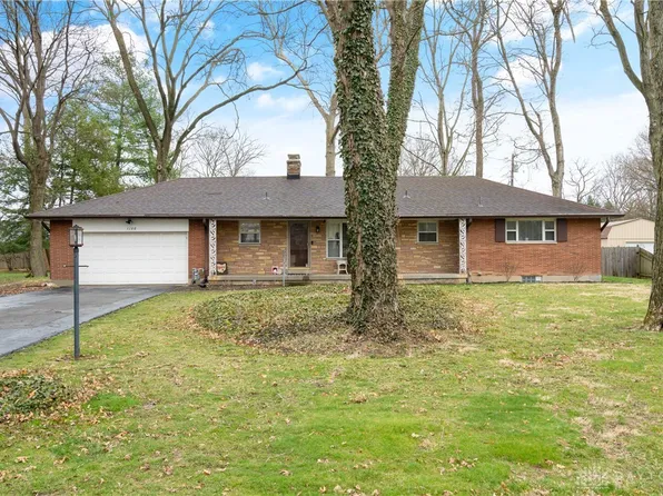 1160 Firewood Dr, Dayton, OH 45430