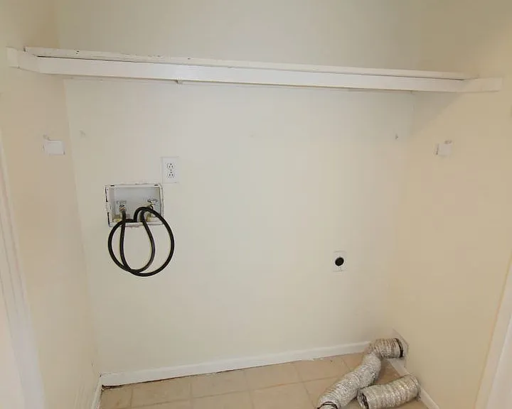 3032 Chenango Dr — Photo 19