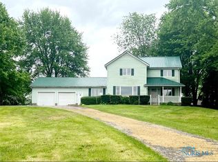 3221 Carrell Rd, Bucyrus, OH 44820
