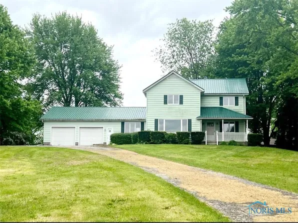 3221 Carrell Rd, Bucyrus, OH 44820
