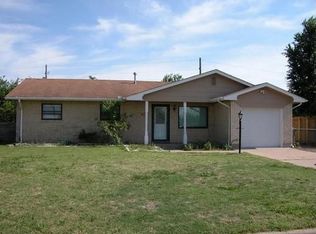 4203 SE Elmhurst Ln, Lawton, OK 73501