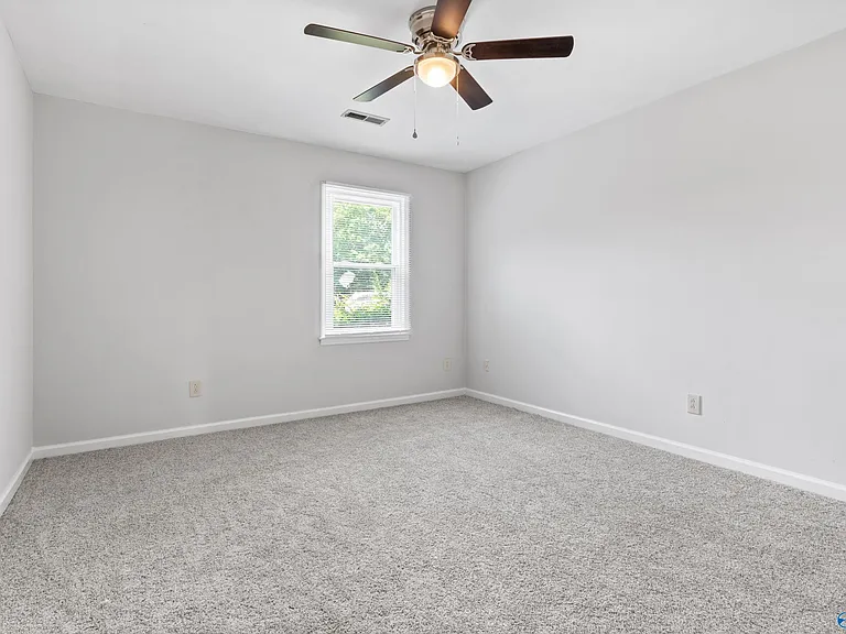 1008 Fieldstone Ct SE — Photo 10