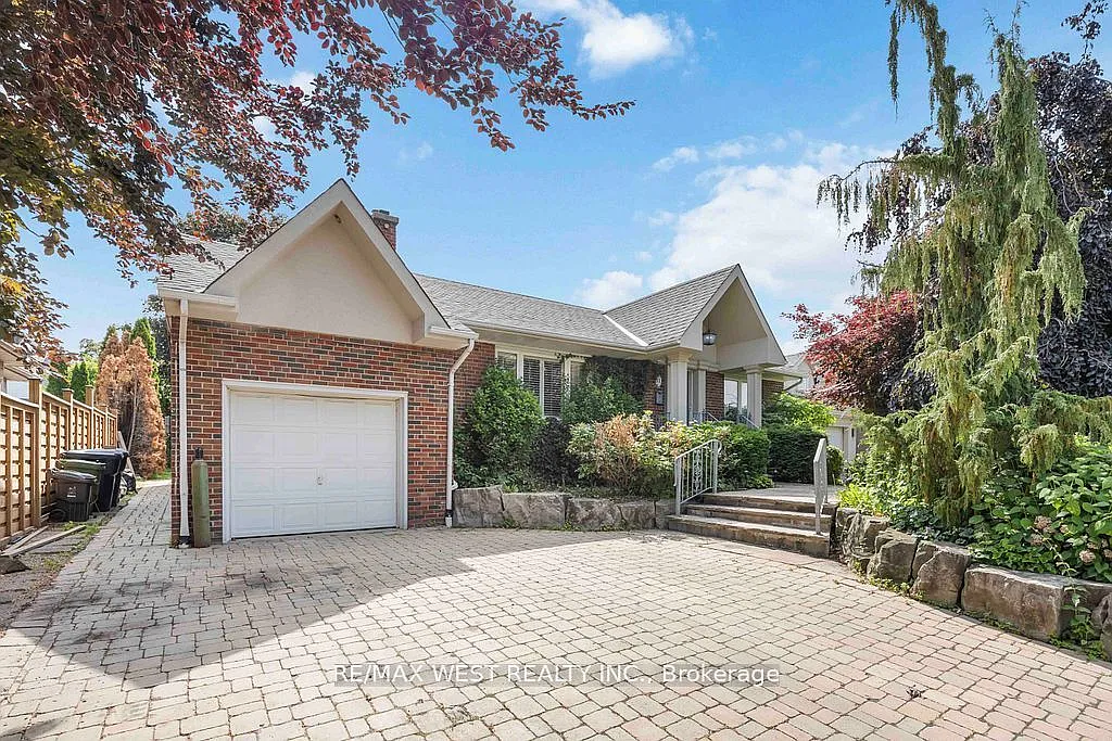 3 bed, $3,300 — Photo 2