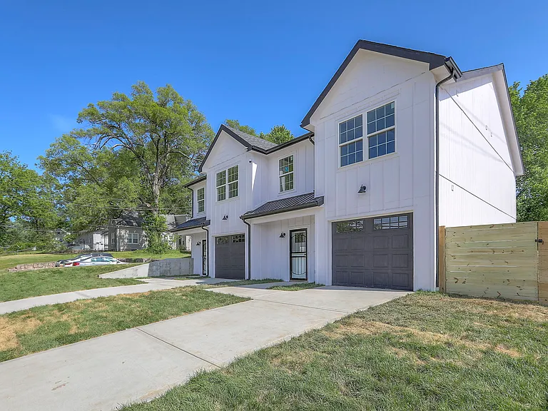 427 W Linden Ave #A — Photo 3