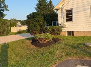 128 Beach St, Westerly, RI 02891