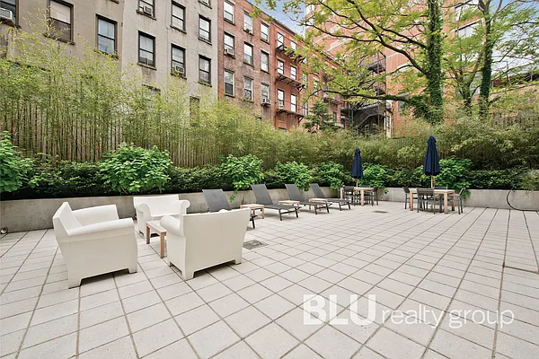 Sold by BLU Real Estate | media 8