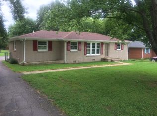 141 Hawkins Ave, Gallatin, TN 37066