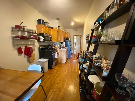 Rented by Compass | media 16